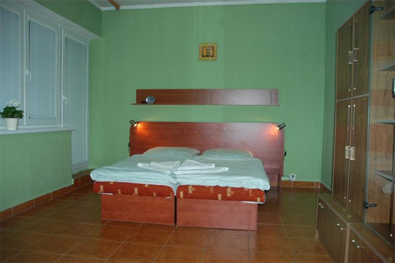 Garni Hotel Sonata Martinske Hole Room photo