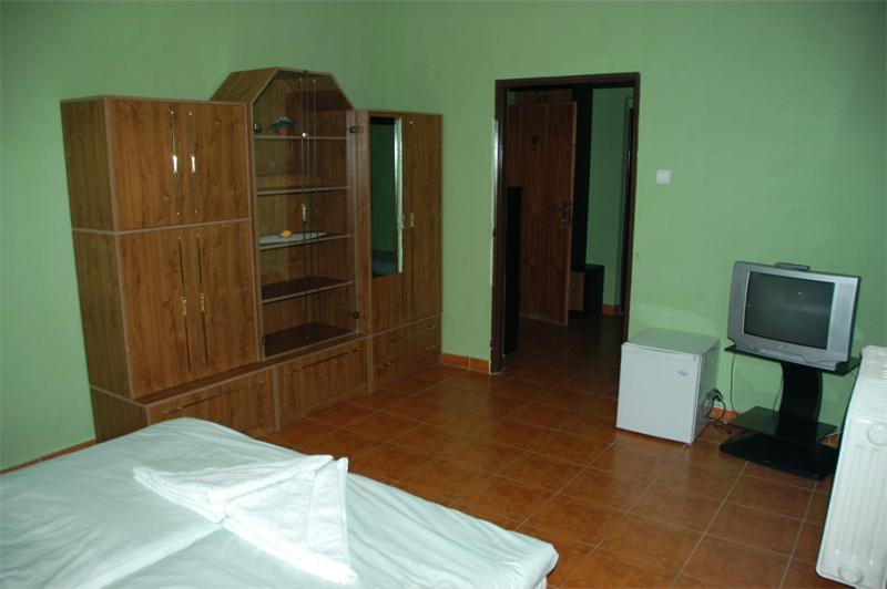 Garni Hotel Sonata Martinske Hole Room photo